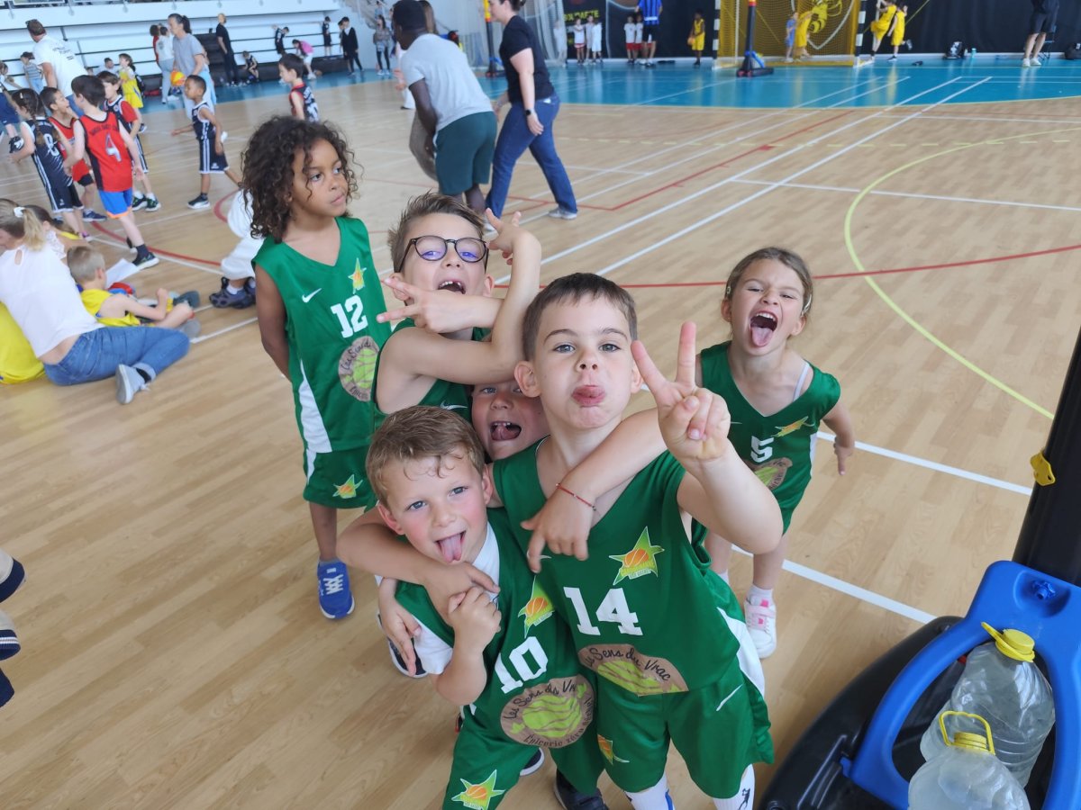 Les U7 à l’honneur : la relève du basket varois en fête à La Crau