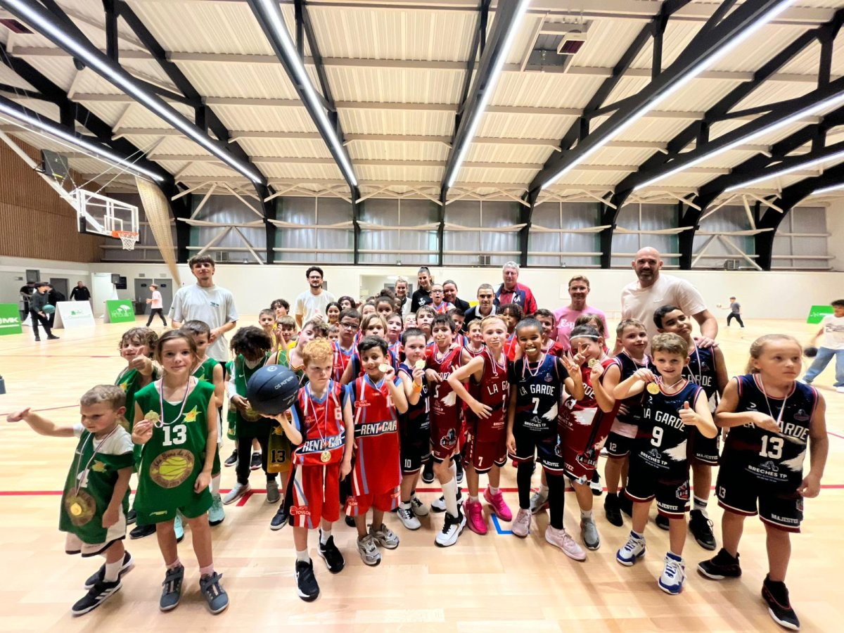 Tournoi U9 – Une belle journée de partage pour clôturer Octobre Rose